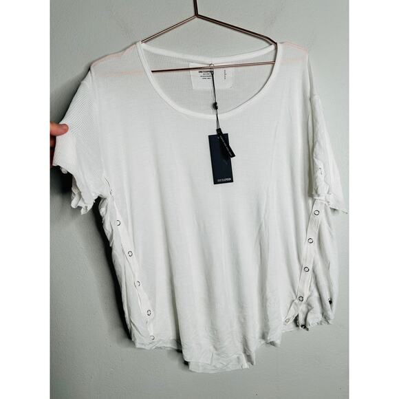 ONE TEASPOON White Ribbed High/Low Tee Snaps on Sides Tee Shirt NWT Size Small - Picture 7 of 10
